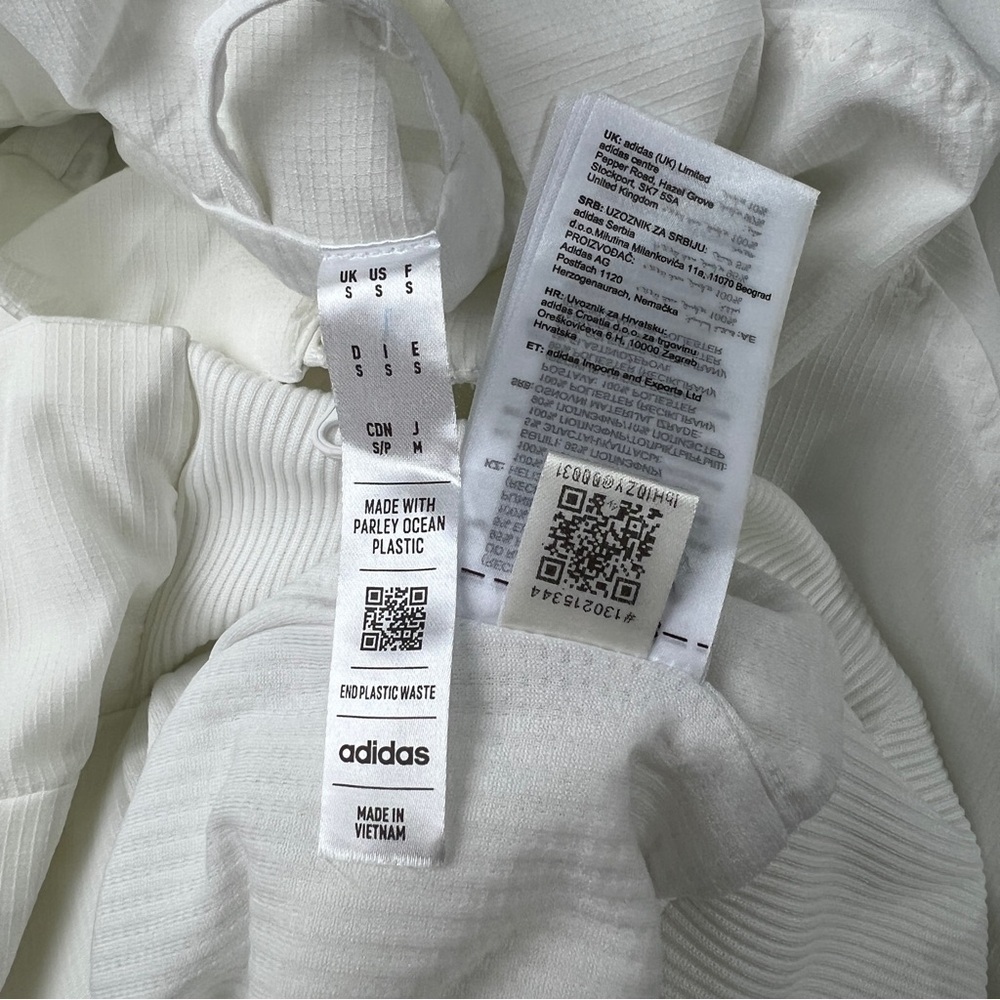 Adidas Parley LONDON Jacket - Picture 13 of 14
